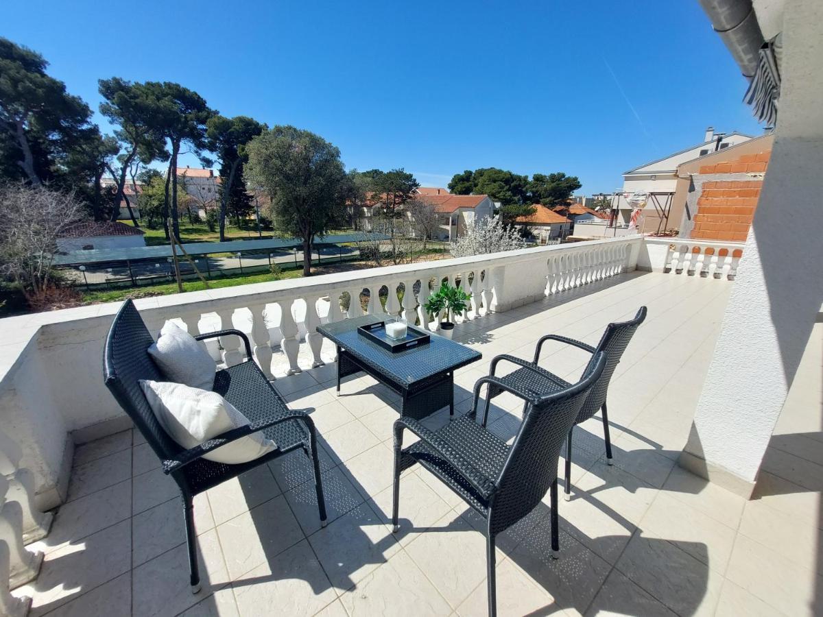 Casa Blanca, Biograd Na Moru Apartment Exterior photo